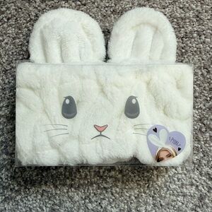 2 Cute Bunny Headbands in White and Grey